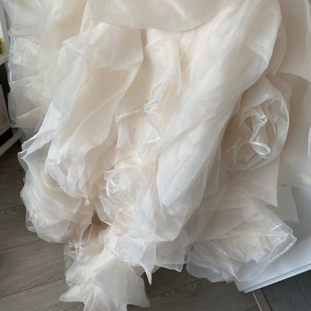 Impression Bridal Dress - Picture 13 of 16